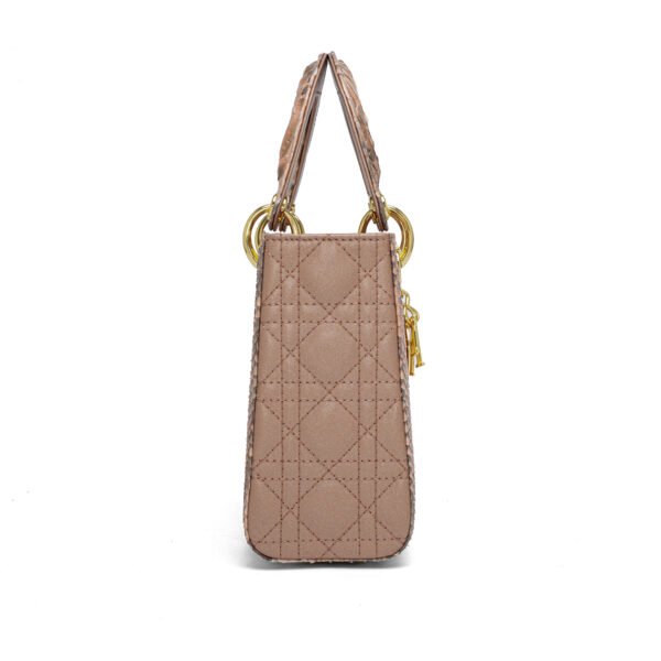 YA3018-Pearlescent Powder