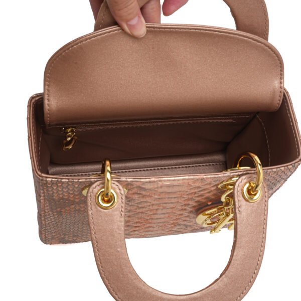 YA3018-Pearlescent Powder